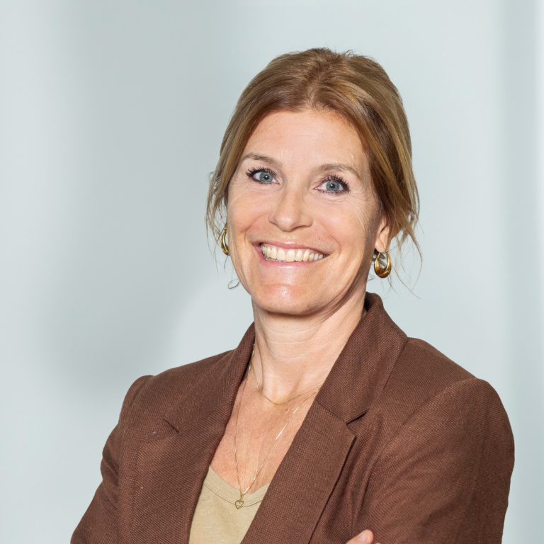 Caroline Steger_weiss
