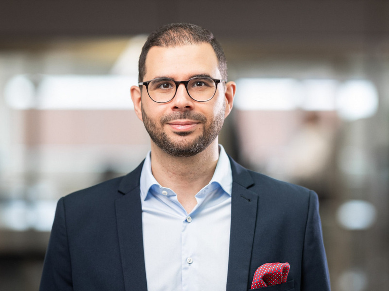 Portrait Carlos Bouzo