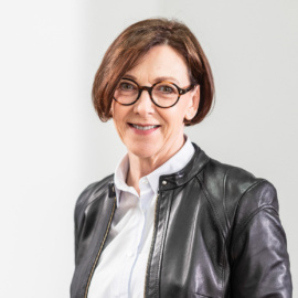 Portrait Erika Escher weiss
