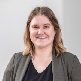 Portrait Nicole Zimmermann weiss