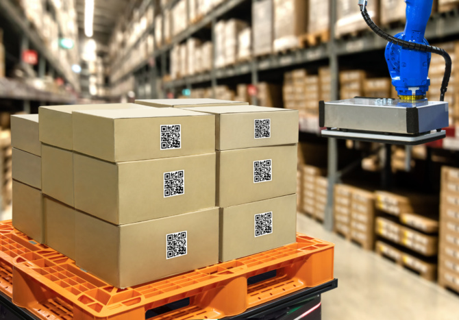 Barcode, KI, Roboter in der Logistik